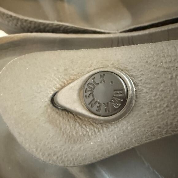 Birkenstock‎ Gizeh Sandals Womens 8 Eva Black Shoe Size Leather Slip On Casual - Picture 9 of 11